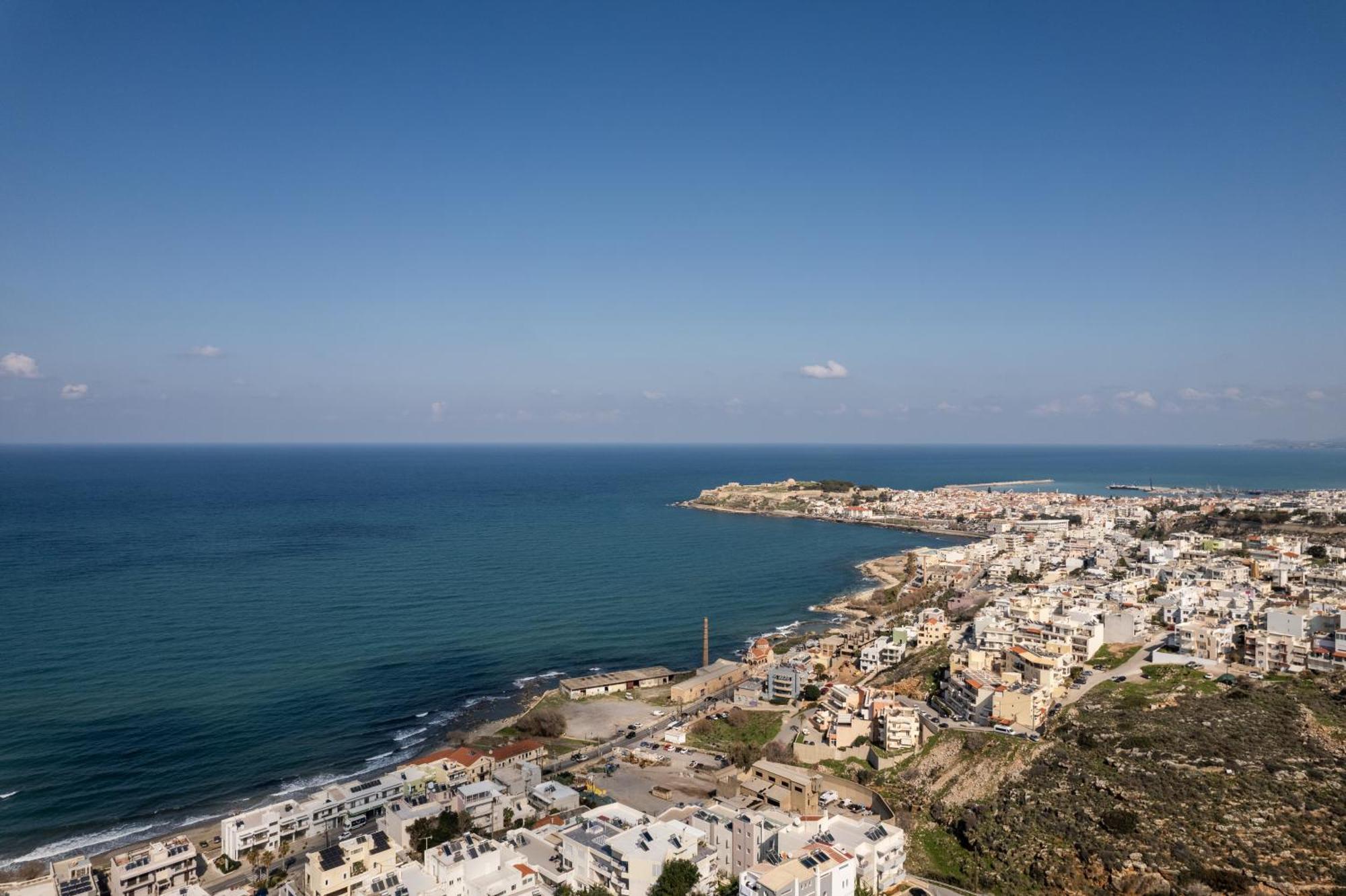 Secret View Apartment, With Private Jacuzzi Rethymno Exterior foto